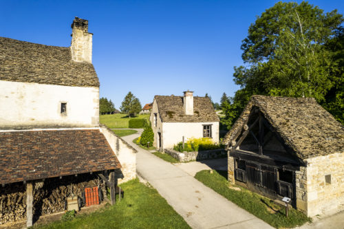 Boerderijen op het eerste plateau