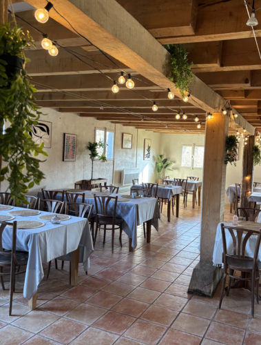 salle du restaurant du musée des Maisons comtoises 2026